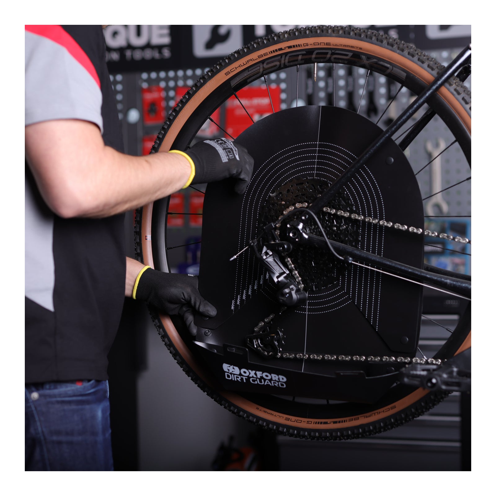 Oxford Dirt Guard - Chain Cleaning Protection Disk